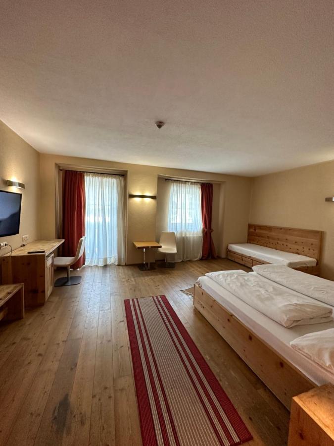 Alpenhof Hotel Seefeld in Tirol Buitenkant foto